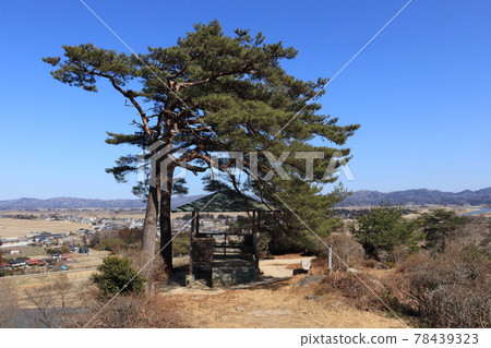 宮城縣伊久縣丸森町鬥土石公園和大岩東屋的風景 78439323