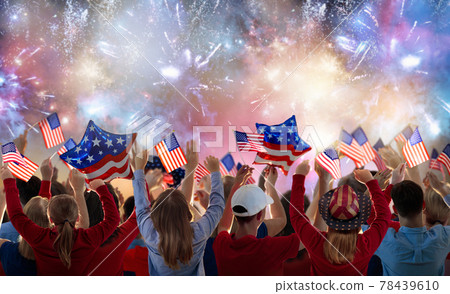 American family celebrating 4th of July American family celebrating 4th of July 78439610