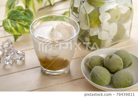Plum juice Plum juice 78439811