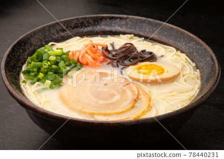 Tonkotsu Ramen 78440231