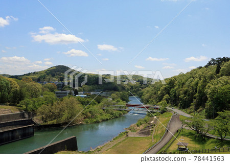Shijushida Dam, looking downstream from the embankment 78441563
