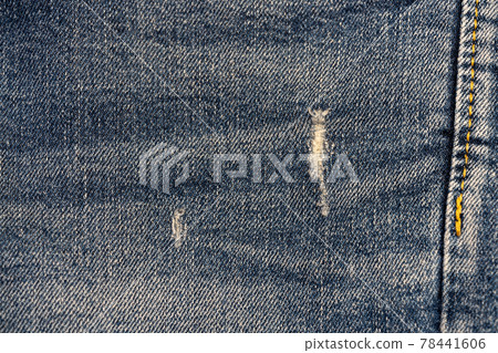 損壞的牛仔褲 78441606