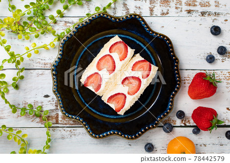 Fruit sandwich 2 Fruit sandwich 2 78442579