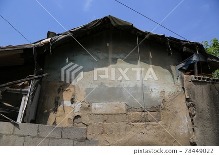 Jeongneunggol. Alley. Gate. Flowerpot. Seongbuk-gu Jeongneunggol. Alley. Gate. Flowerpot. Seongbuk-gu 78449022