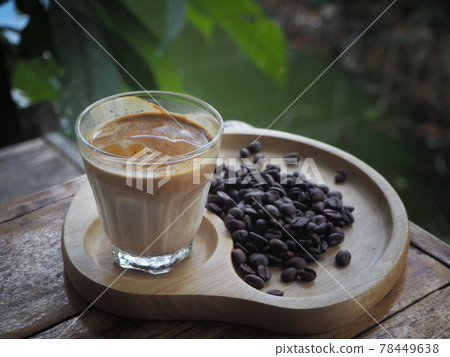dirty coffee cup in cafe bar dirty coffee cup in cafe bar 78449638