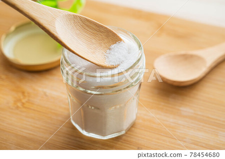 罐子裡的鮮味調味料 78454680