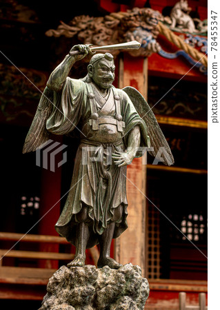Bronze statue of Karasu Tengu 78455347