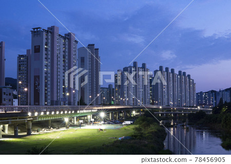 Anyangcheon night view Anyangcheon night view 78456905