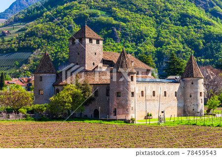 Maretsch Castle or Castel Mareccio 78459543