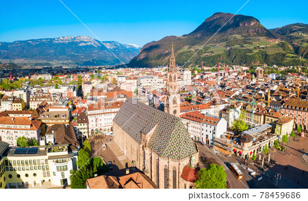 Bolzano Cathedral aerial panoramic view 78459686