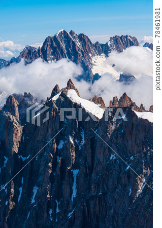 Mont Blanc highest mountain massif Mont Blanc highest mountain massif 78461981