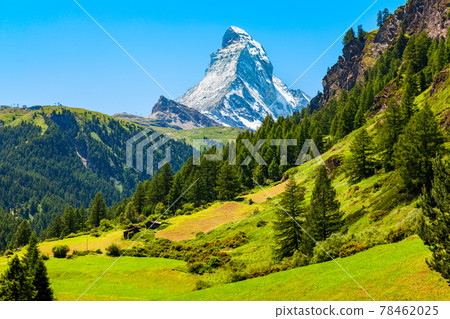 Matterhorn mountain range in Switzerland Matterhorn mountain range in Switzerland 78462025
