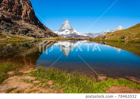 Riffelsee lake and Matterhorn, Switzerland Riffelsee lake and Matterhorn, Switzerland 78462032