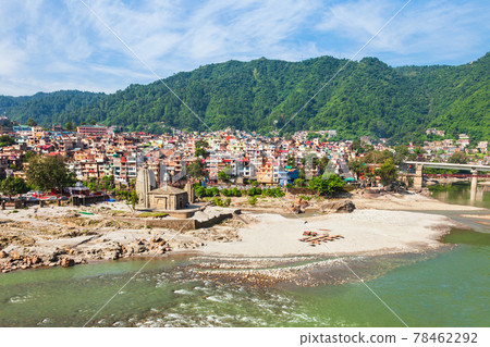 Mandi town aerial view in India Mandi town aerial view in India 78462292