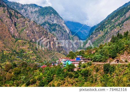 Himalaya mountains panoramic landscape, India Himalaya mountains panoramic landscape, India 78462316