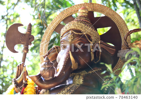 Sculpture, architecture and symbols of Buddhism, Thailand 78463140