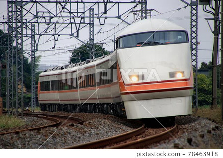 Original painting revived ... Wearing debut coloring and going to Nikko Road "Limited Express Spacia" primary color revival car 78463918