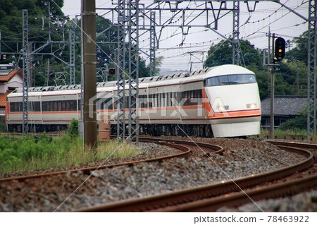 Original painting revived ... Wearing debut coloring and going to Nikko Road "Limited Express Spacia" primary color revival car 78463922