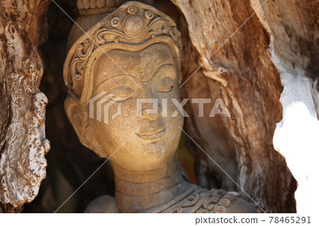 Sculpture, architecture and symbols of Buddhism, Thailand 78465291