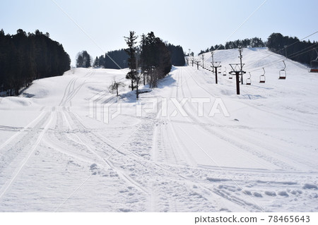 Ski lift snow scene Ski lift snow scene 78465643