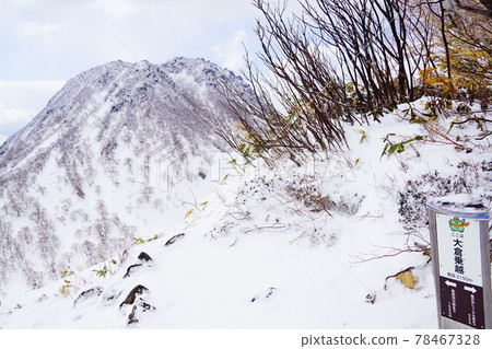 Mt. Myoko from Okura Norietsu 78467328