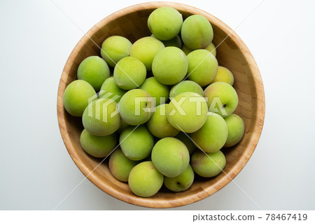 Fresh ome in a bowl 78467419