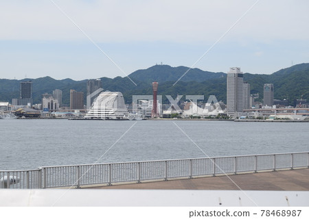 Kobe Port  78468987