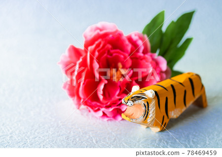 2022 Tiger year, peony and Sasano sword carved tiger 2022 Tiger year, peony and Sasano sword carved tiger 78469459