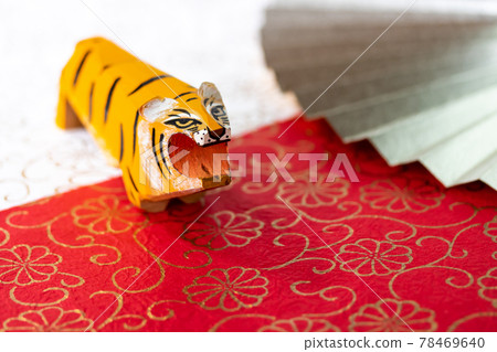 2022年虎年，折扇和虎刻一劍佐佐野 78469640