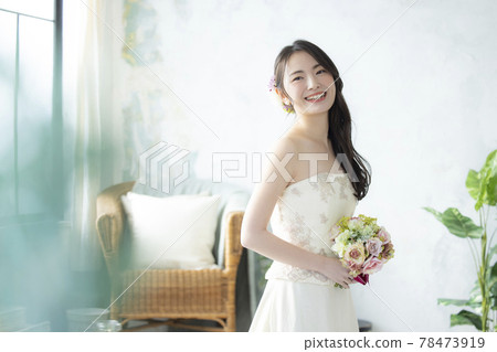 新娘形象 78473919