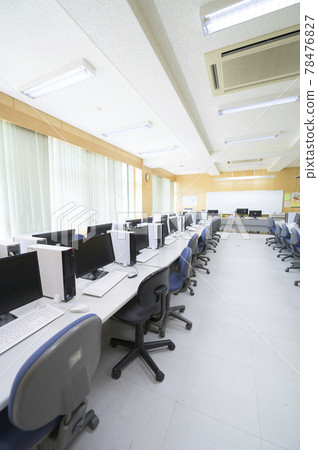 學校機房（網課和編程教育圖） 78476827