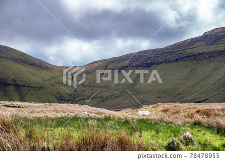 That's the way up to Benbulbin in County Sligo - Donegal 78478955