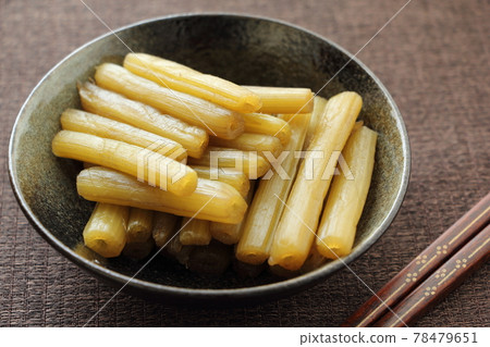 Boiled butterbur: Karabuki 78479651
