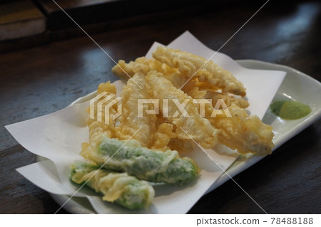 Exquisite tempura 78488188