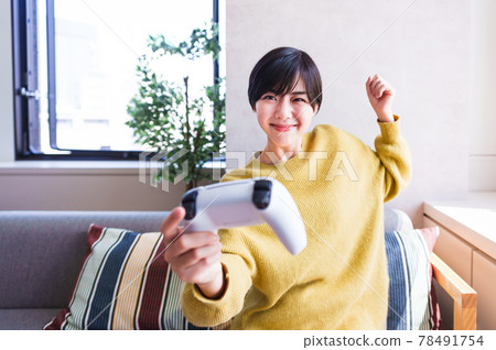 電競網絡競技遊戲發行遊戲解說【電暈之憂新常態】 78491754