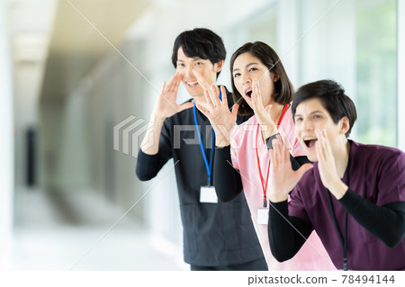 醫生會議呼叫啤酒 78494144