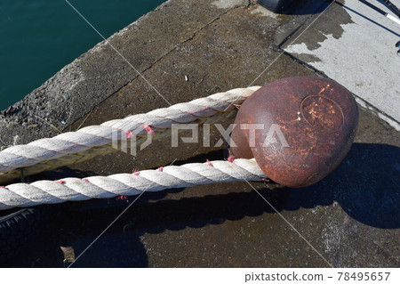 繫泊設備 繫泊設備 78495657