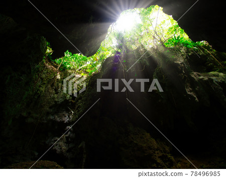 Okinawa's power spot where sunlight shines Okinawa's power spot where sunlight shines 78496985