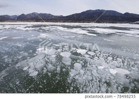 Ice bubble Ice bubble 78498255