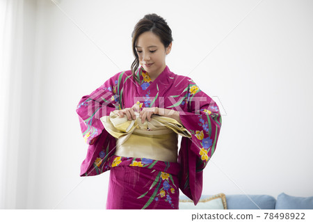 Online dressing yukata 78498922