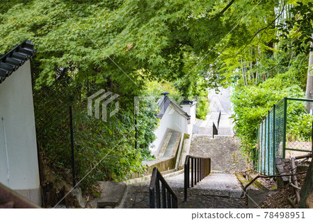 正法寺和靈明神社前的樓梯 京都府京都市東山區青函寺龍山町25 照片素材 圖片 圖庫