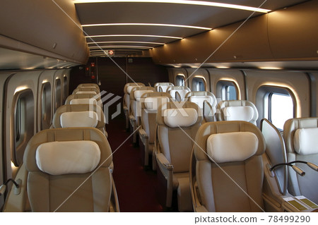Tohoku Shinkansen E5 series (Gran Class: in the car) 78499290