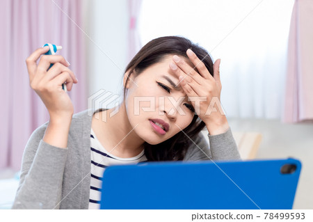 Telemedicine concept - patient part 78499593