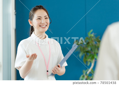 Healthcare worker women women 78501438
