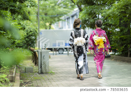 Yukata outdoors 78503635