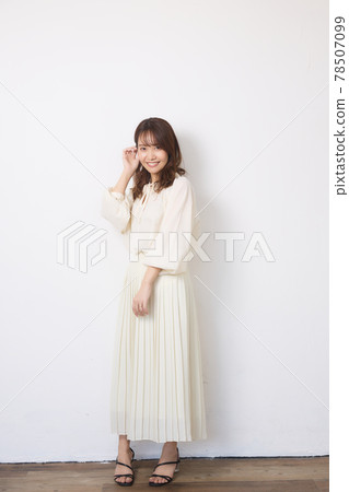 Portrait women 78507099