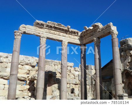 Baalbek, World Heritage Site in Lebanon Baalbek, World Heritage Site in Lebanon 78510134