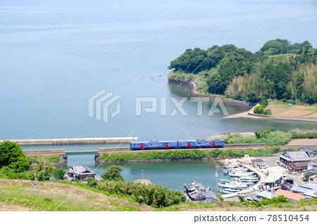 Photograph of the Omura Line railway, Kiha 66 and Kiha 67 (JNR type diesel railcars) Photograph of the Omura Line railway, Kiha 66 and Kiha 67 (JNR type diesel railcars) 78510454