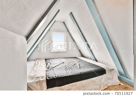 Luxury bedroom design 78511927