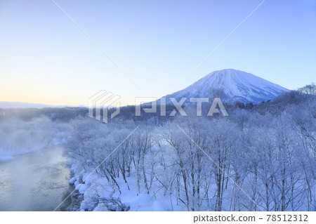 白霜、毛躁、羊蹄山 白霜、毛躁、羊蹄山 78512312